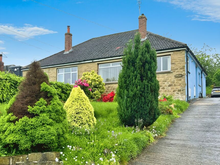 Main image of 2 bedroom Semi Detached Bungalow for sale, Union Road, Liversedge, West Yorkshire, WF15