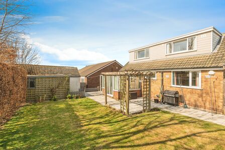 Woodlands Avenue, 3 bedroom Detached Bungalow for sale, £297,500