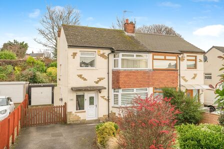 Bradford Road, 3 bedroom Semi Detached House for sale, £260,000