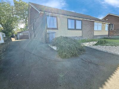 2 bedroom Semi Detached Bungalow for sale