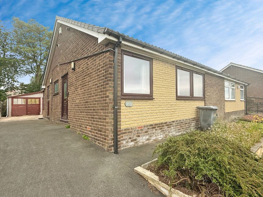 2 bedroom Semi Detached Bungalow for sale
