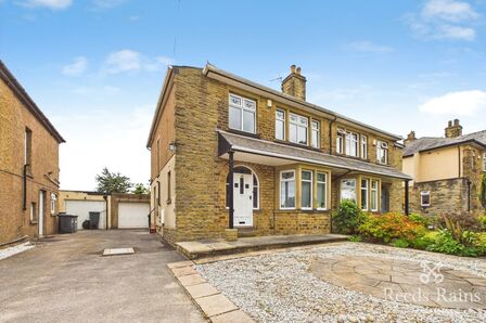 Whitechapel Road, 3 bedroom Detached House for sale, &pound;425,000