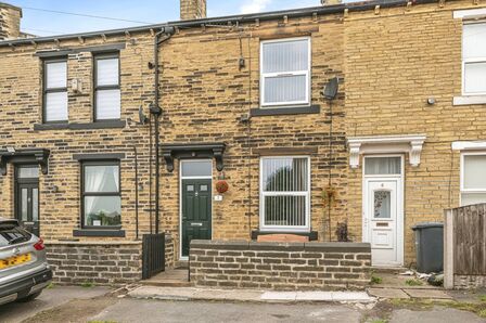 1 bedroom Mid Terrace House for sale