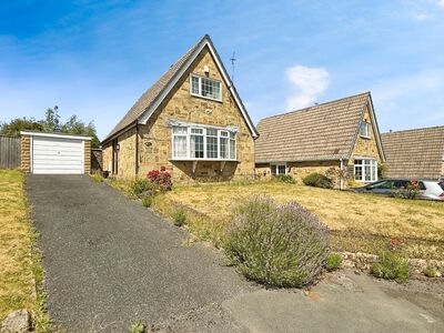 2 bedroom Detached House for sale