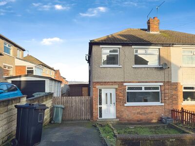 Carver Street, 3 bedroom Semi Detached House to rent, &pound;895 pcm