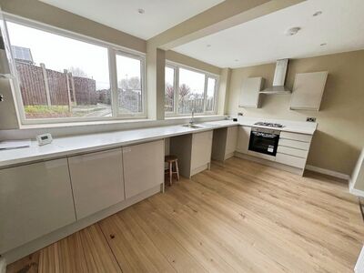 3 bedroom End Terrace House for sale