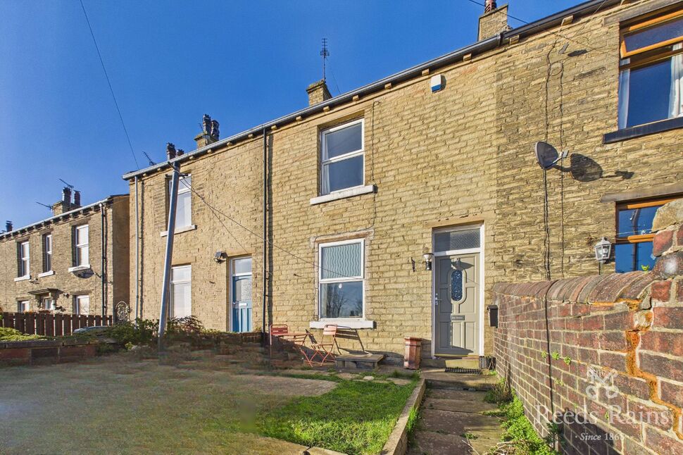Main image of 2 bedroom Mid Terrace House to rent, West Croft, Wyke, West Yorkshire, BD12