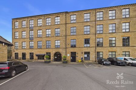 1 bedroom Flat for sale