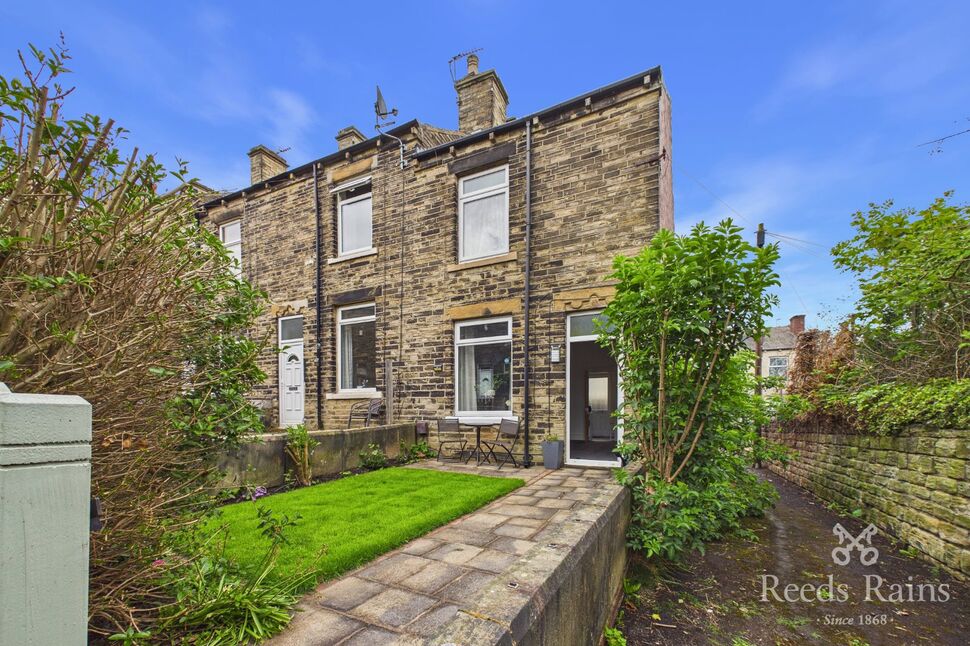 2 bedroom End Terrace House to rent