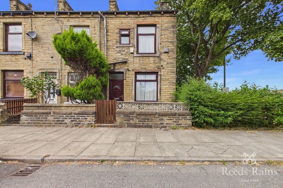 Main image of 3 bedroom End Terrace House for sale, Coventry Street, Bradford, West Yorkshire, BD4