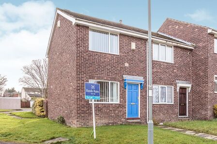 2 bedroom End Terrace House for sale