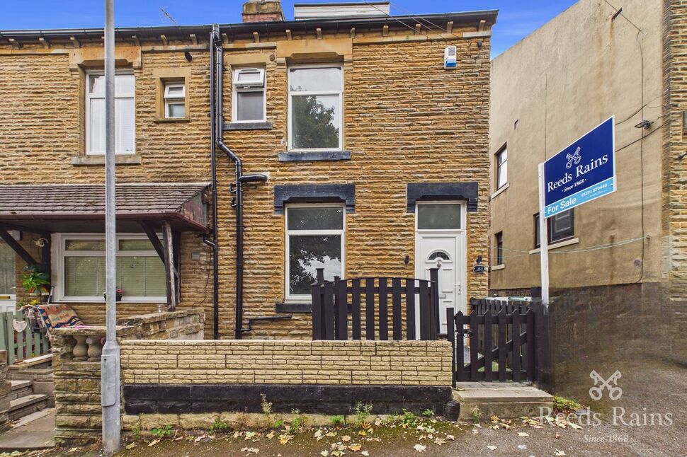 Main image of 3 bedroom End Terrace House for sale, North Bank Road, Batley, West Yorkshire, WF17