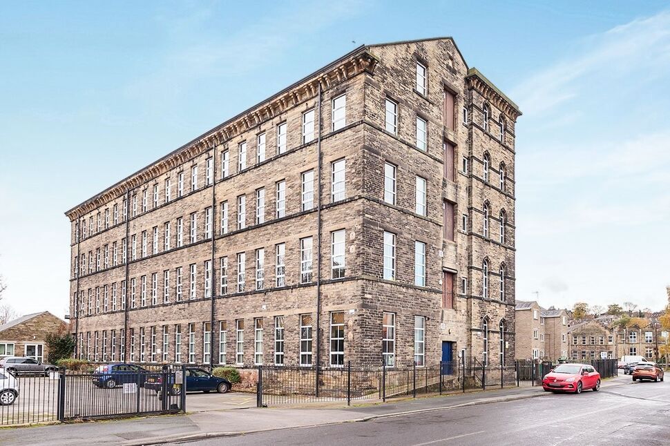 Main image of 2 bedroom Flat to rent, Balme Road, Cleckheaton, West Yorkshire, BD19