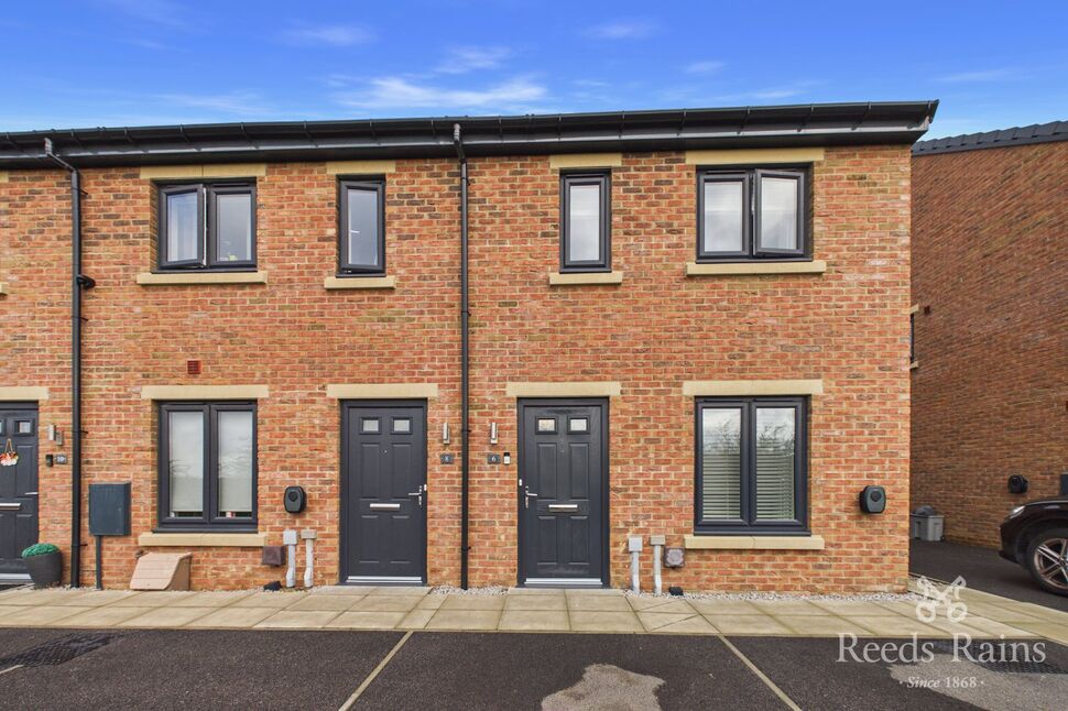 Main image of 2 bedroom End Terrace House for sale, Elderberry Rise, Soothill, West Yorkshire, WF17