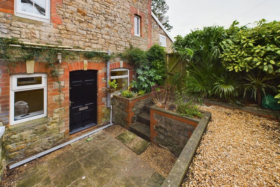 Main image of 2 bedroom Flat to rent, Channel Road, Clevedon, Avon, BS21