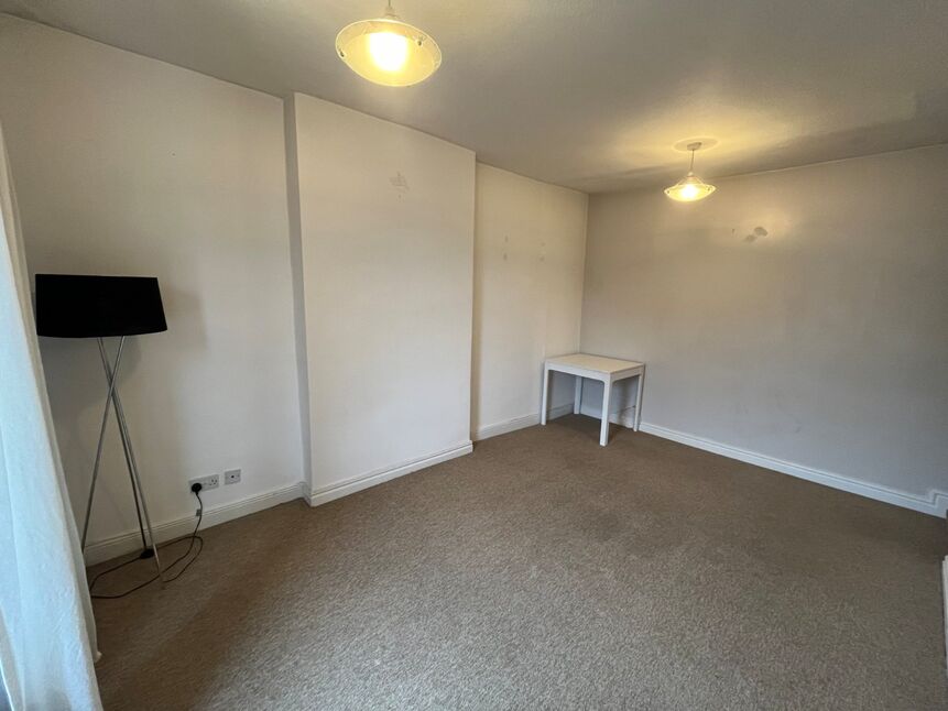 Living Room / Dining Room