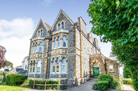 Princes Road, 2 bedroom  Flat for sale, £249,950