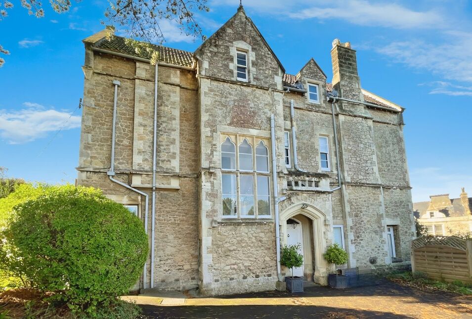 Main image of 1 bedroom  Flat to rent, Cambridge Road, Clevedon, Avon, BS21