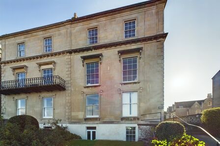 Victoria Road, 5 bedroom  Flat for sale, £550,000