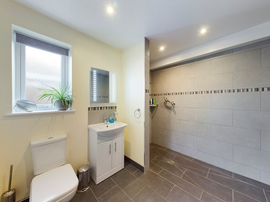 6 bedroom Detached House for sale, Edward Road South, Clevedon, BS21