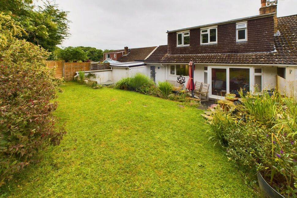 4 bedroom Semi Detached House for sale, Castlewood Close, Clevedon, BS21 £495,500