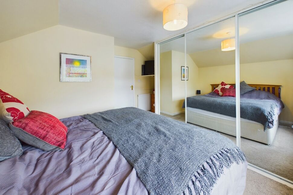 4 bedroom Semi Detached House for sale, Castlewood Close, Clevedon, BS21 £495,500