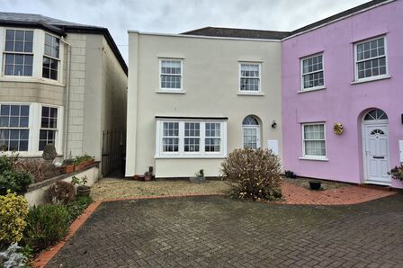 3 bedroom End Terrace House for sale, The Beach, Clevedon, BS21 | £590,000