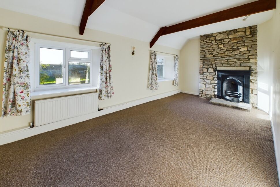 3 bedroom Semi Detached Property for sale, Kenn Road, Kenn, BS21 £375,000