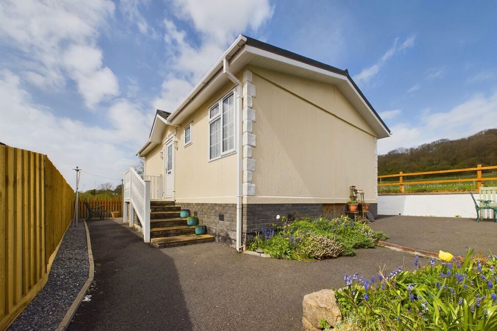 Main image of 2 bedroom Detached Property for sale, Elmtree Avenue, Tickenham, North Somerset, BS21
