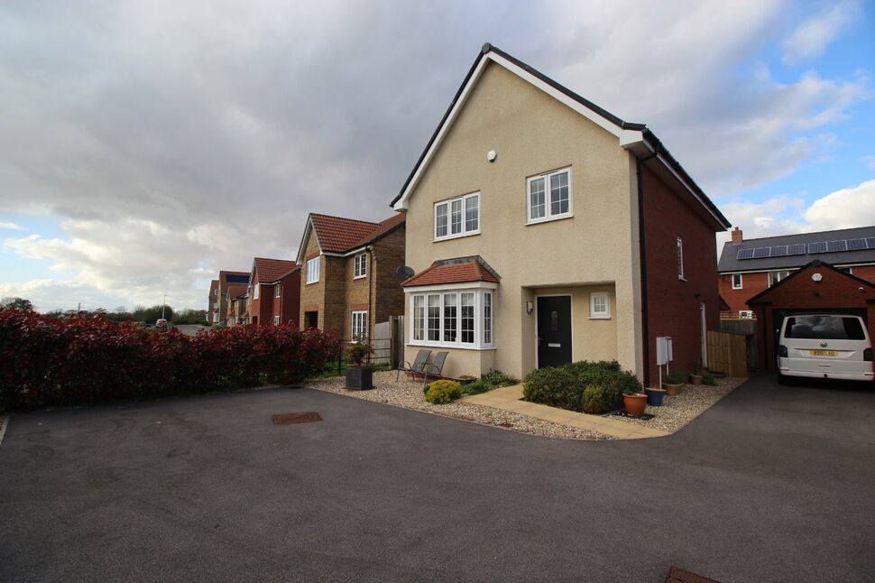 3 bedroom Mid Terrace House for sale, Castle Road, Clevedon, BS21 £