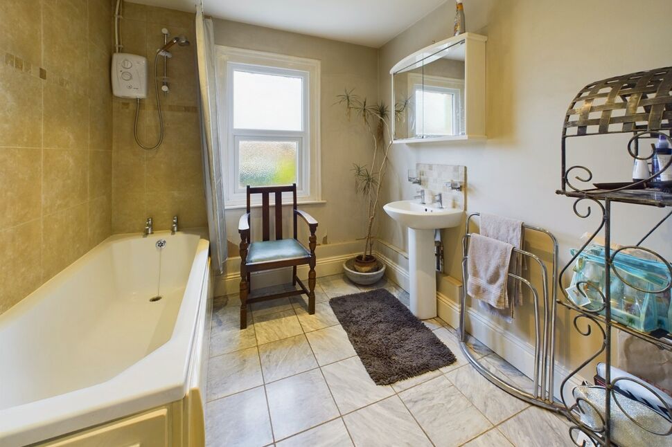 2 bedroom Mid Terrace House for sale, Kenn Road, Clevedon, BS21 £260,000