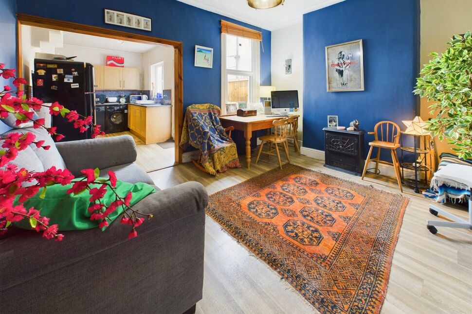 2 bedroom Mid Terrace House for sale, Kenn Road, Clevedon, BS21 £260,000