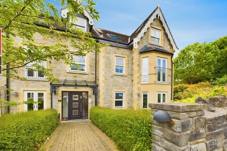 2 bedroom  Flat for sale