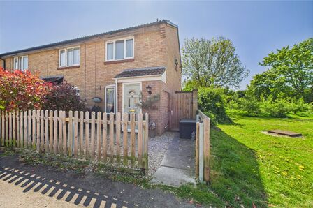 2 bedroom End Terrace House for sale