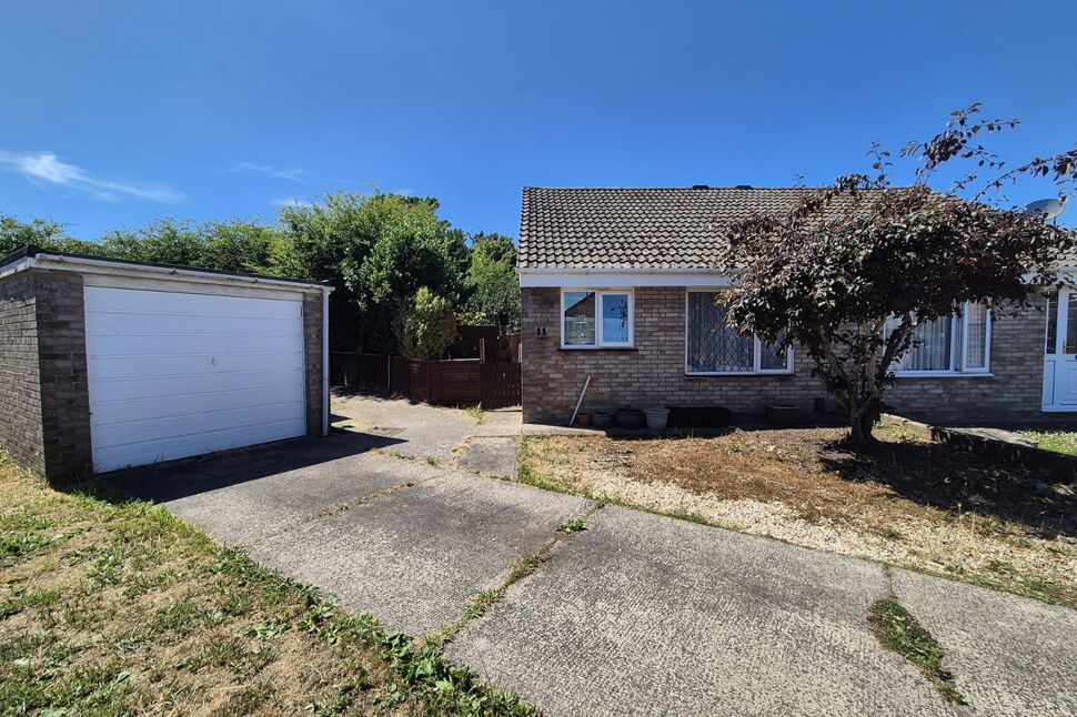 Main image of 2 bedroom Semi Detached Bungalow for sale, Rushmoor, Clevedon, North Somerset, BS21