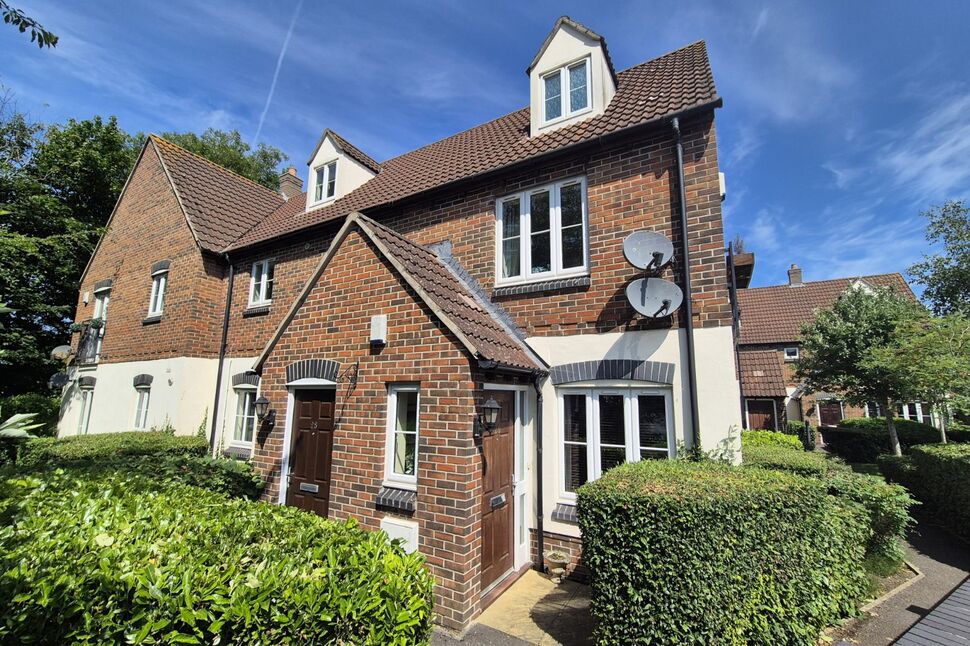 Main image of 2 bedroom Flat for sale, Central Way, Clevedon, North Somerset, BS21