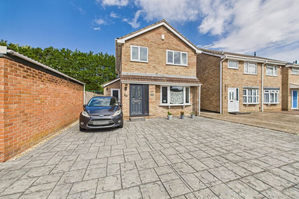 3 bedroom Detached House for sale