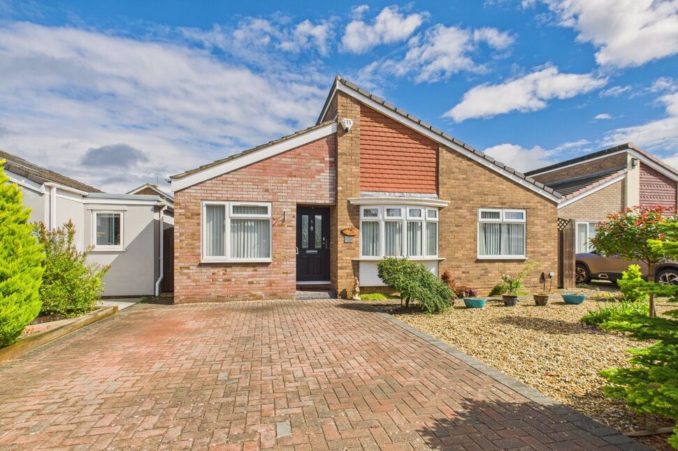 Main image of 3 bedroom Detached Bungalow for sale, Crawford Close, Clevedon, North Somerset, BS21