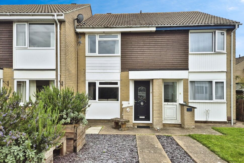 2 bedroom Mid Terrace House for sale