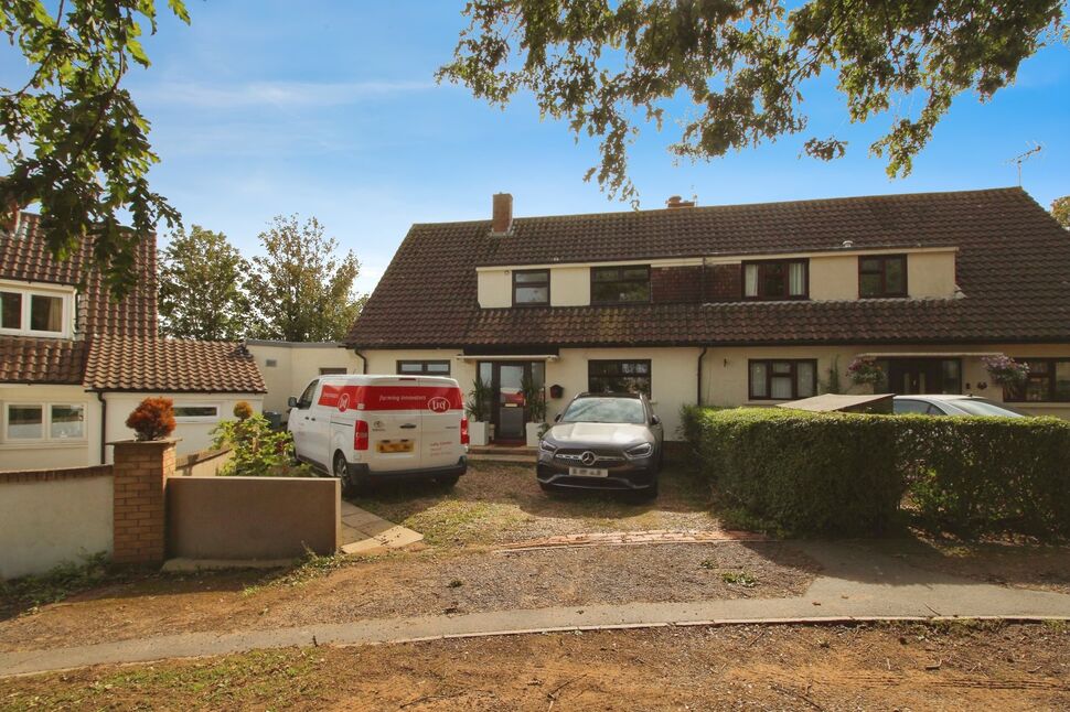 Main image of 4 bedroom Semi Detached House to rent, Mendip Road, Portishead, Somerset, BS20