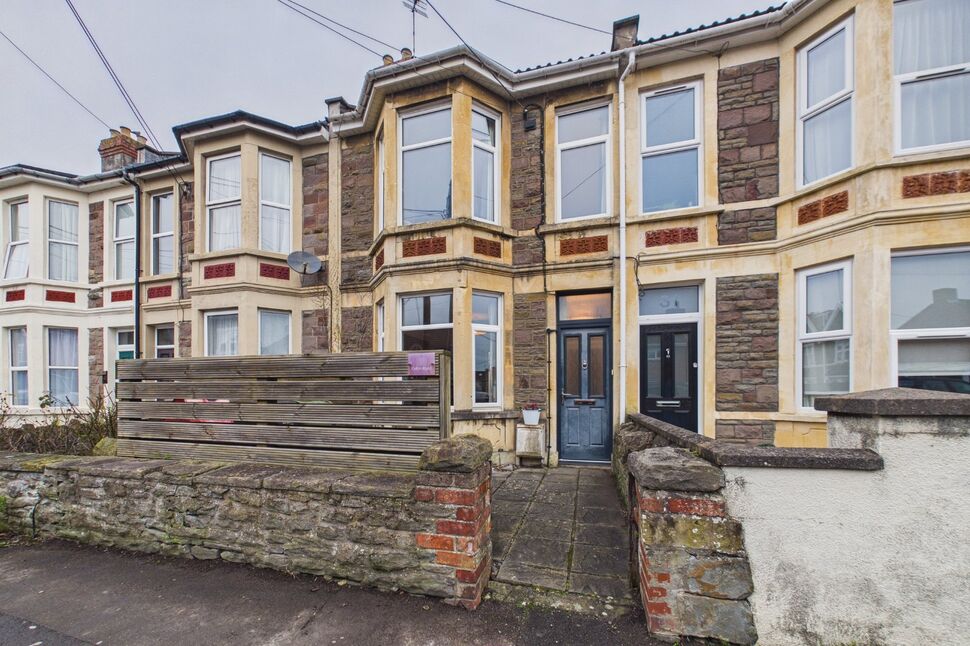 Main image of 3 bedroom Mid Terrace House for sale, Griffin Road, Clevedon, North Somerset, BS21