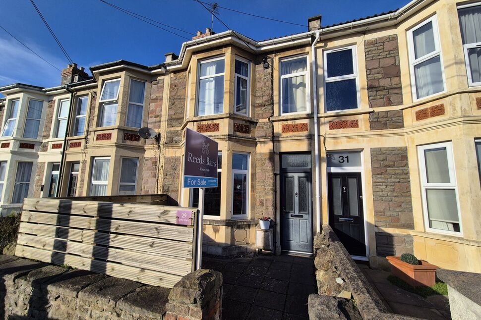 3 bedroom Mid Terrace House for sale