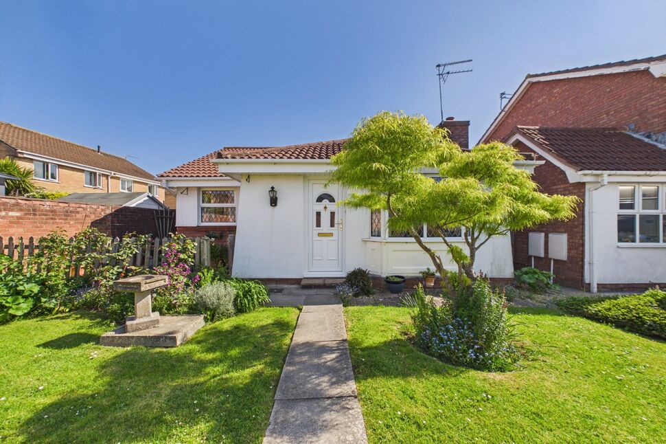 Main image of 2 bedroom Detached Bungalow for sale, Sercombe Park, Clevedon, North Somerset, BS21