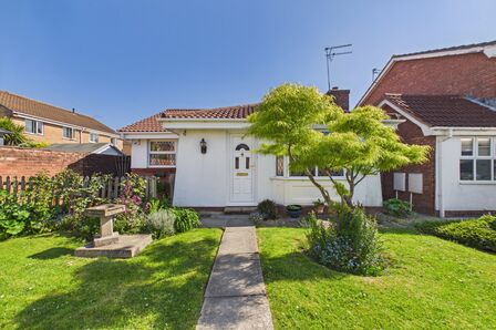Sercombe Park, 2 bedroom Detached Bungalow for sale, &pound;360,000