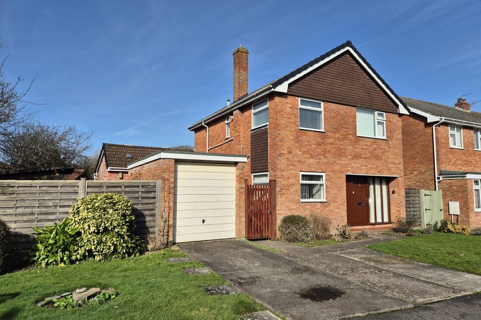 Main image of 4 bedroom Detached House for sale, Saltings Close, Clevedon, North Somerset, BS21