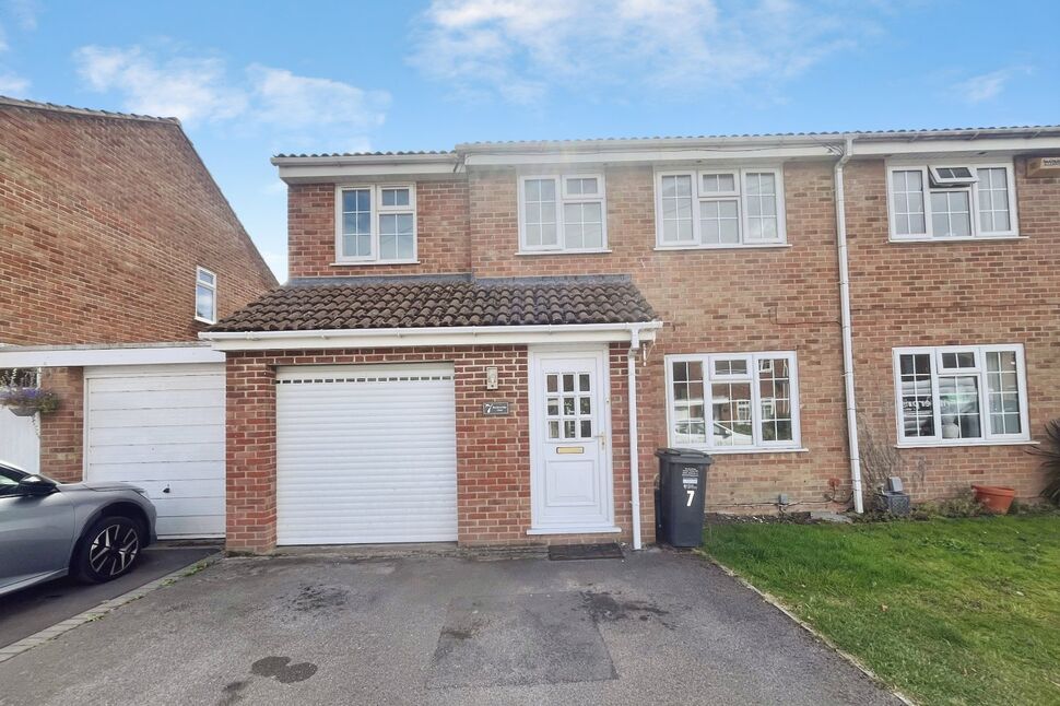 Main image of 4 bedroom Semi Detached House for sale, Braikenridge Close, Clevedon, North Somerset, BS21