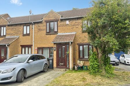 2 bedroom End Terrace House for sale
