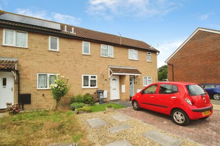 1 bedroom Mid Terrace House for sale