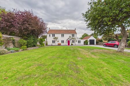 Old Church Road, 3 bedroom Detached Property for sale, &pound;745,000