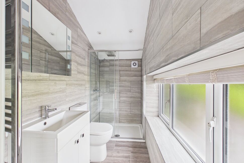 En-Suite Bathroom
